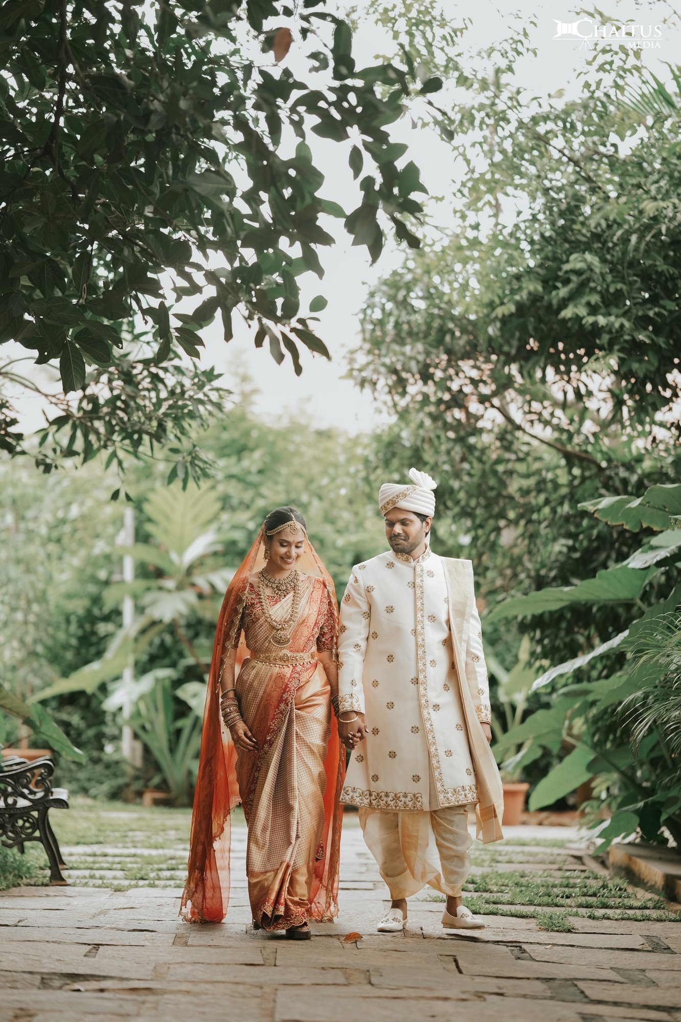 Bride portrait by Chaitus Media