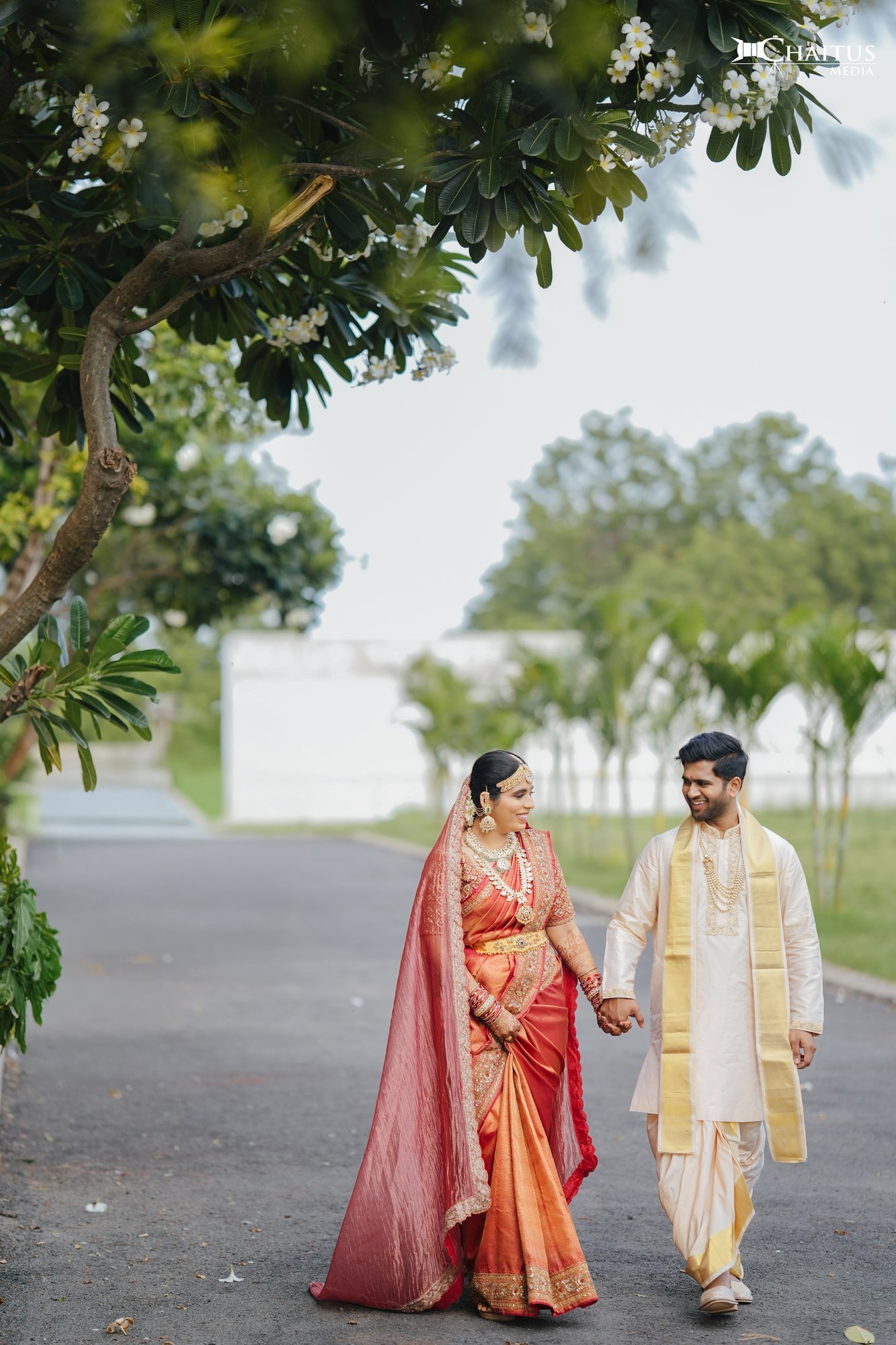 Couple portrait by Chaitus Media